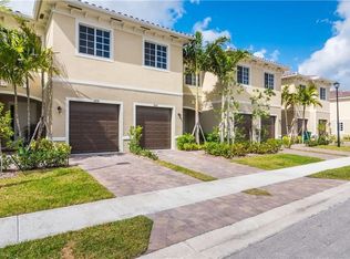 275X Miramar Blvd, Hollywood, FL 33025