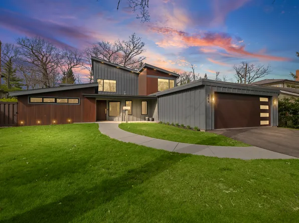 344 E Witchwood Ln, Lake Bluff, IL 60044