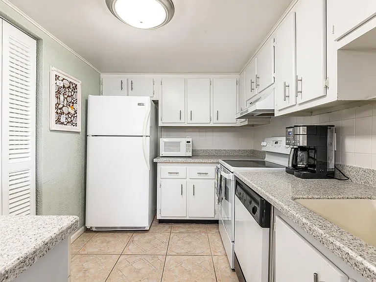 2800 N Ocean Dr #A-2B — Photo 5