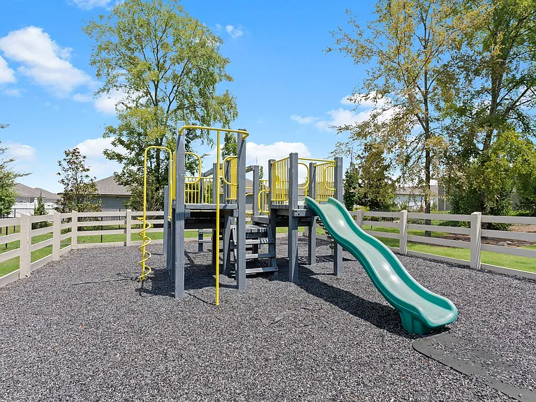 The Haven at Commons Park — Photo 36