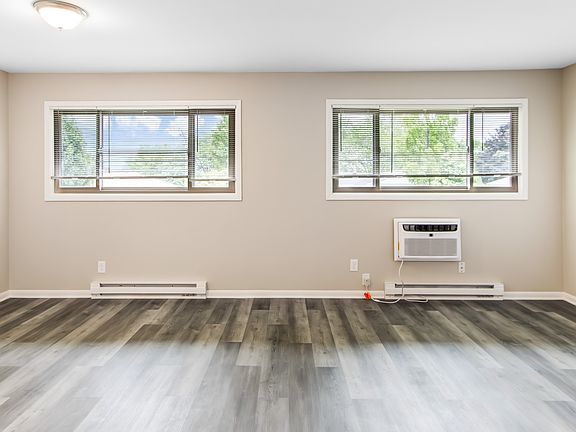 4th image of 1645 Highland Dr #11331847