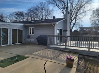 13822 S Croissant Dr, Burnham, IL