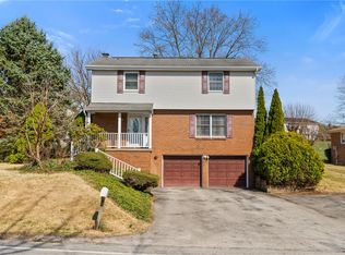 19 Willow Crossing Rd, Greensburg, PA 15601