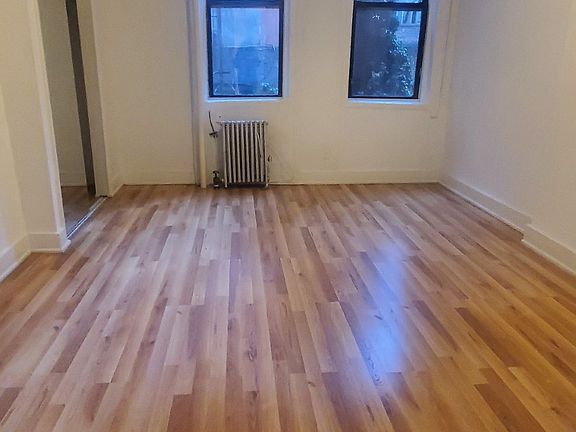 2nd image of 628 10th Ave #2S