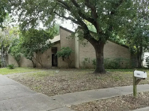 10801 Valley Hills Dr, Houston, TX 77071
