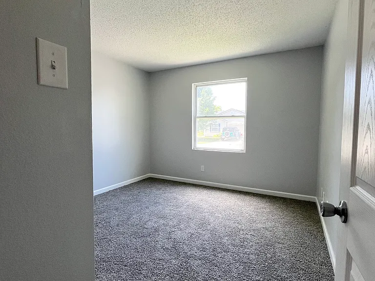1423 Alonzo Pl — Photo 17