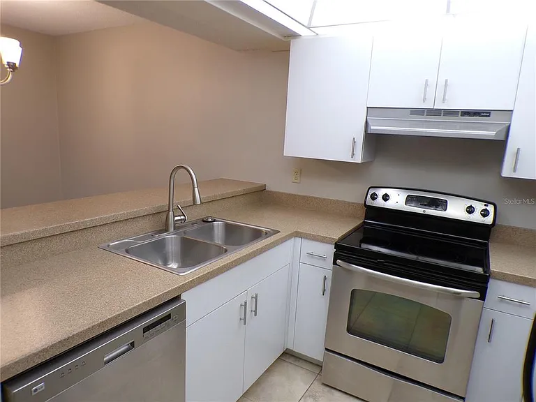 622 Bird Bay Dr S #103 — Photo 6