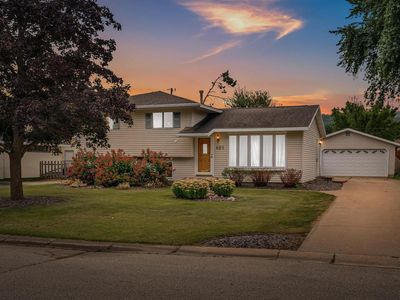 825 Welshire DRIVE, La Crescent, MN, 55947