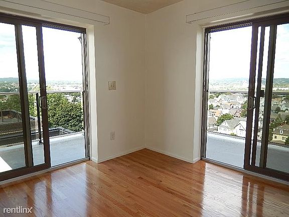 425 broadway 15