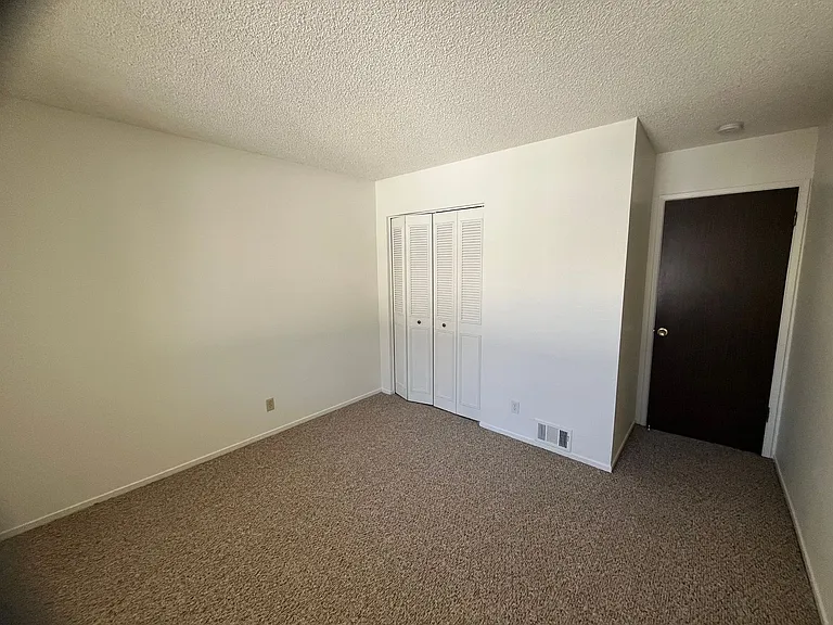 1703 Donner Ave #3 — Photo 11