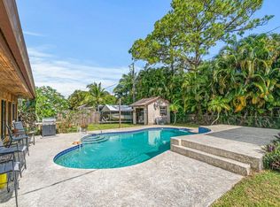 7315 Overlook Dr, Lake Worth, FL 33467