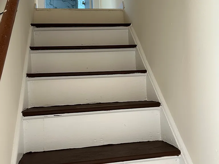 452 Southwoods Dr — Photo 5