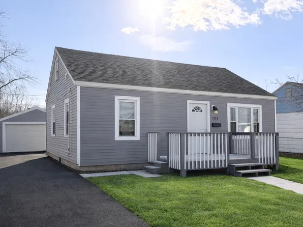 386 Park St, Manteno, IL 60950