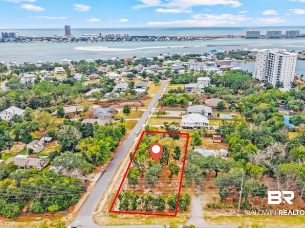 28290 Holder Rd, Orange Beach, AL 36561