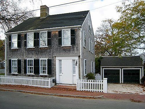 Front view with garage