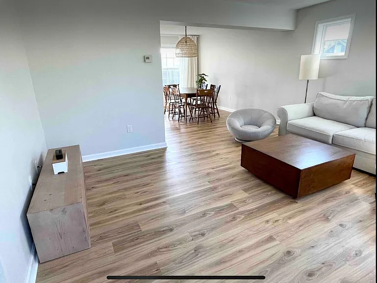 Meadowhawk Ln — Photo 12