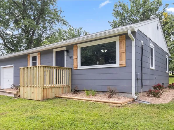 511 Poplar Dr, Windsor, MO 65360