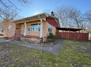 306 Pinewood St, Hot Springs, AR 71913