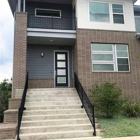 4231 Berkman Dr — Photo 1