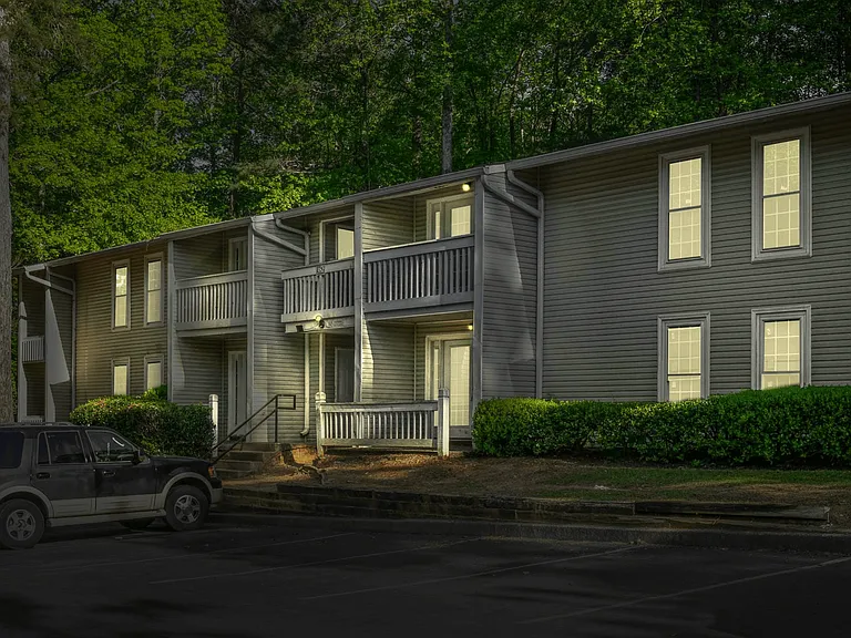 Premier Apartments — Photo 27