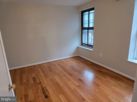 5th image of 100 N 3rd St APT 4B