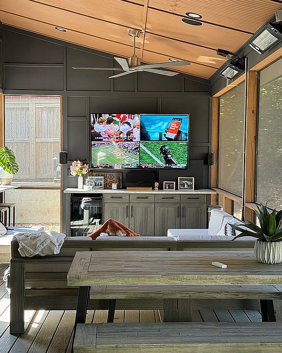 Screen Porch