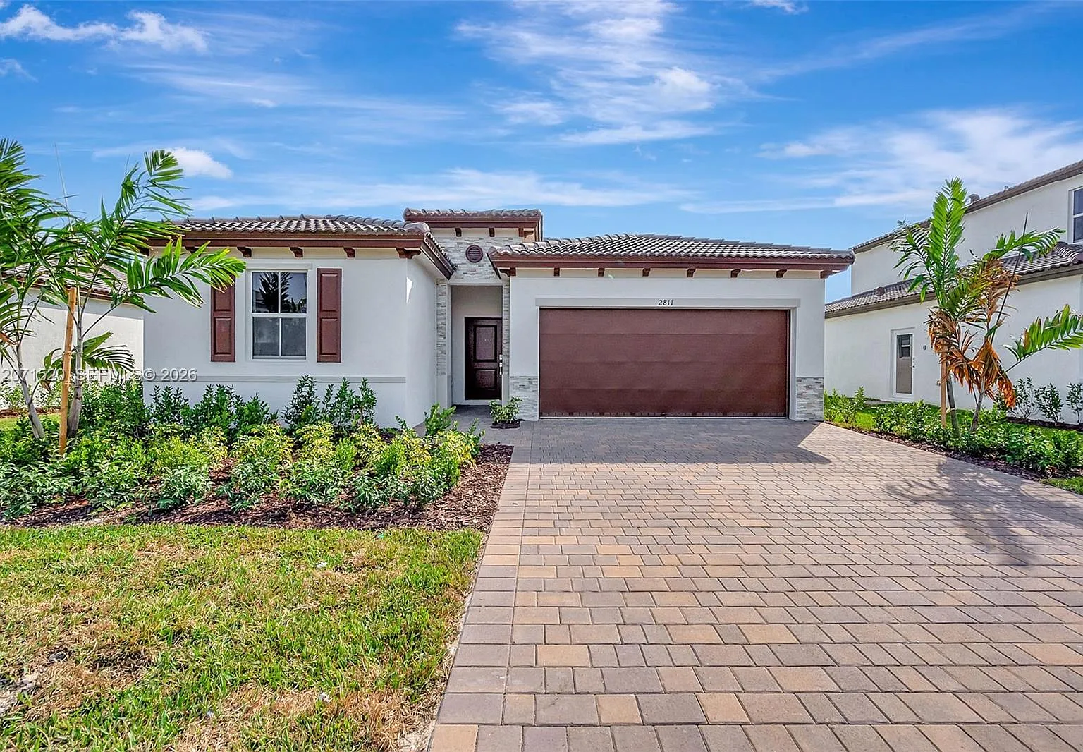 4 bed, 1982 sqft, $4,500 — Photo 1