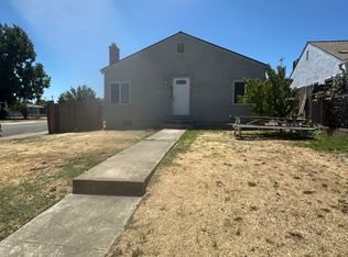 2710 50th Ave, Sacramento, CA 95822