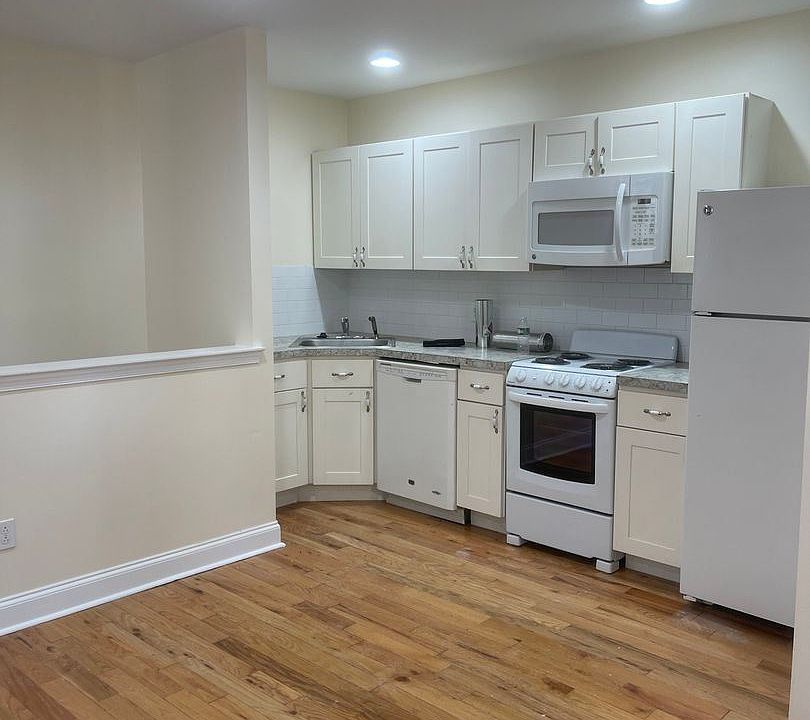 1st image of 527 S 42nd St #9527079