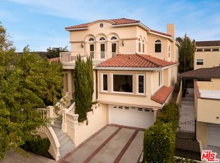 10380 Rochester Ave, Los Angeles, CA 90024