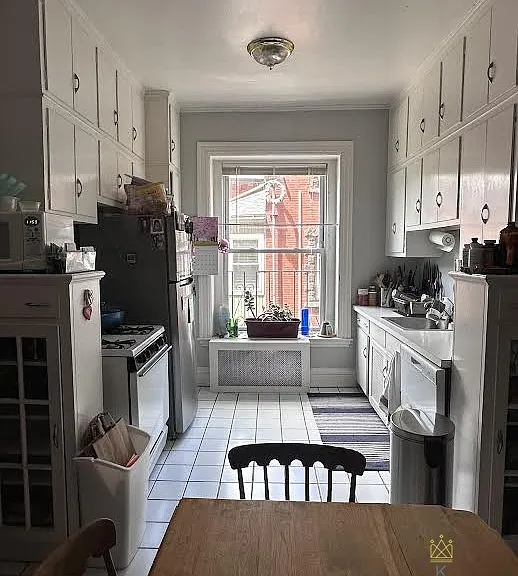 1575 Beacon St #2 — Photo 1