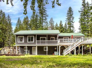3 Bobcat Ln, Naples, ID 83847