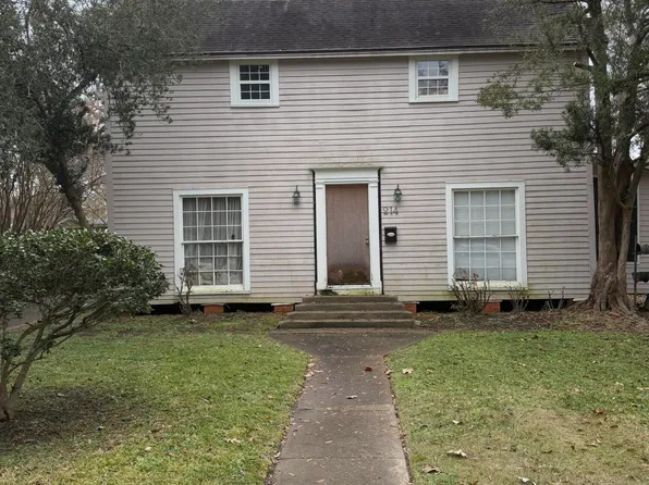 214 E 9th St, Crowley, LA 70526