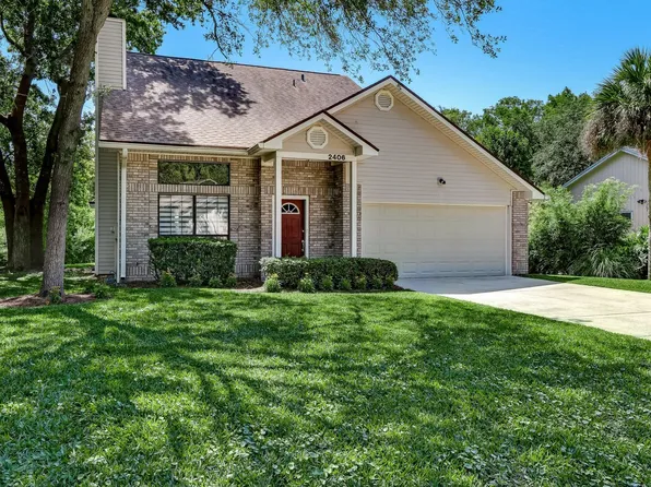 2406 Pirates Bay Dr, Fernandina Beach, FL 32034