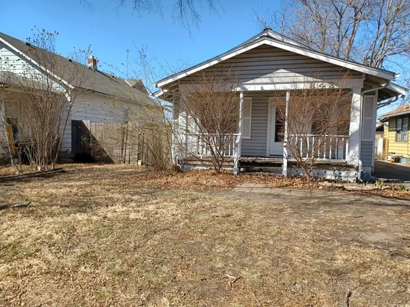 843 S Holyoke St, Wichita, KS 67218