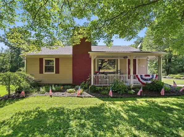 3215 Mercer Rd, New Castle, PA 16105