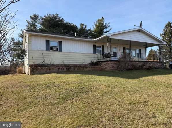 150 Hannas Rd, Romney, WV 26757