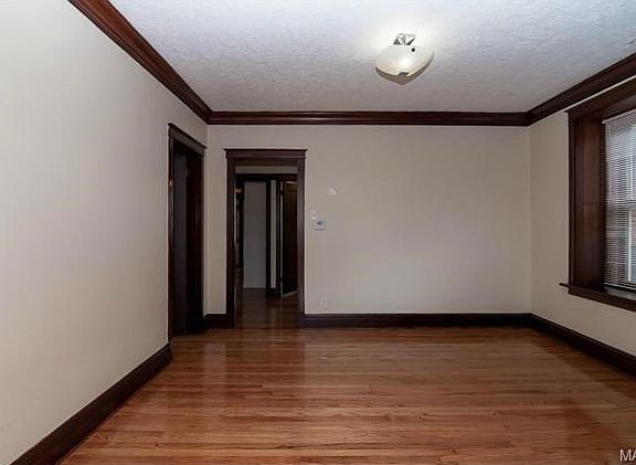5th image of 4991 Tholozan Ave Floor 2