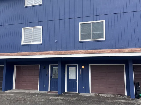 12327 Lake St, Eagle River, AK 99577