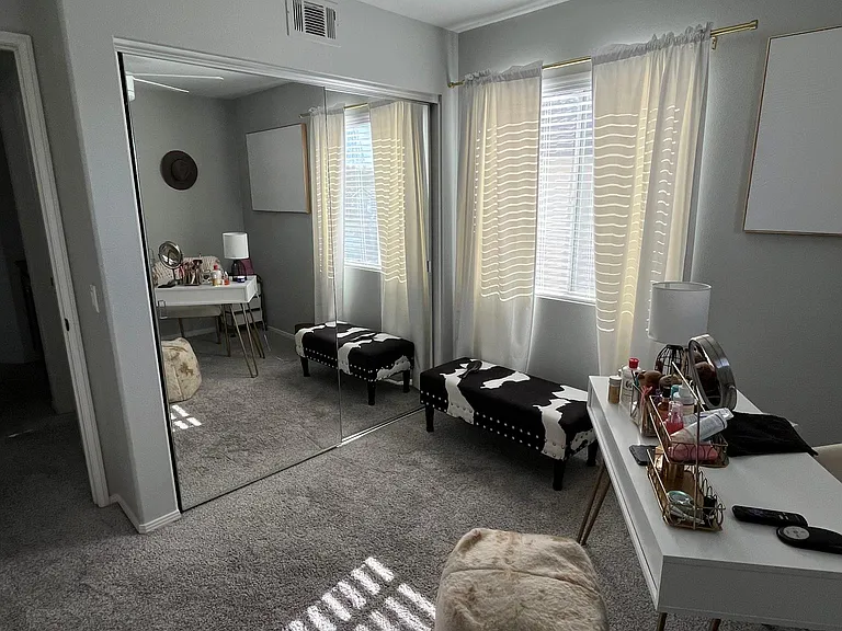 4918 E Leeds Ave — Photo 18