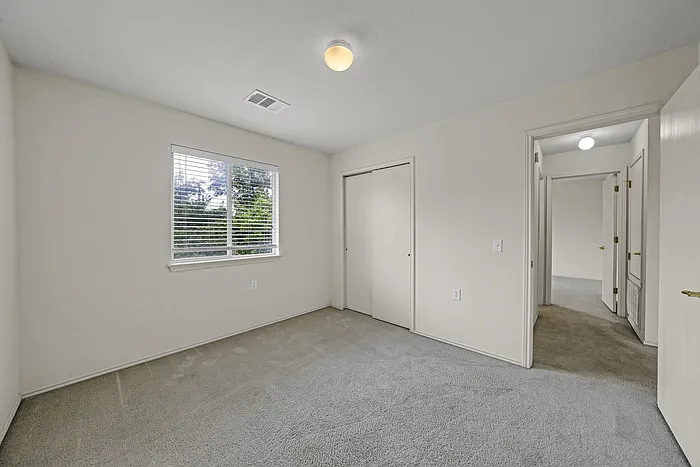5509 Bentsen Ln — Photo 11