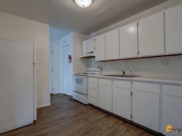 Eureka Apartments