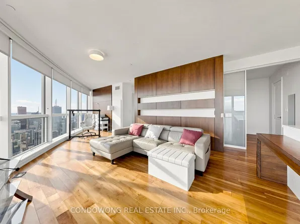 388 Yonge St #7507, Toronto, ON M5B 0A4