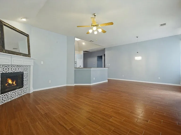5101 Stonecrest Dr — Photo 9