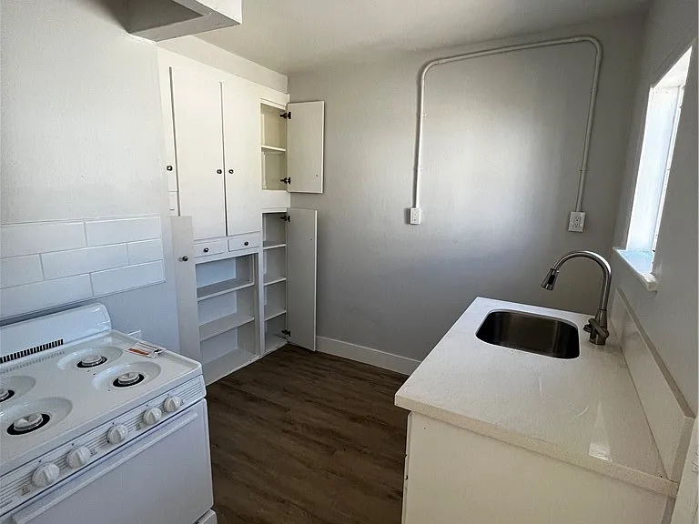 1240 Dawson Ave — Photo 7
