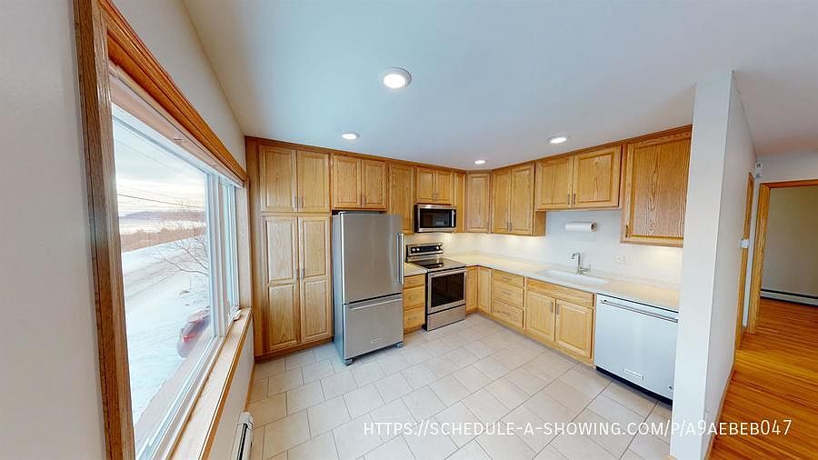 1st image of 830 S Lake St #4