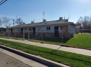 4690 E Huntington Ave, Fresno, CA 93702