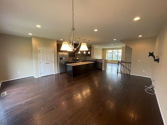 very spacious living / dining area