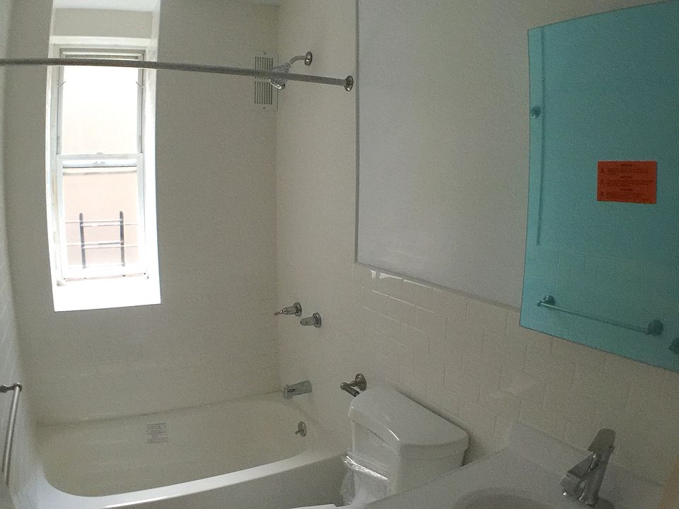 2nd image of 1050 Lafayette Ave #7ABH