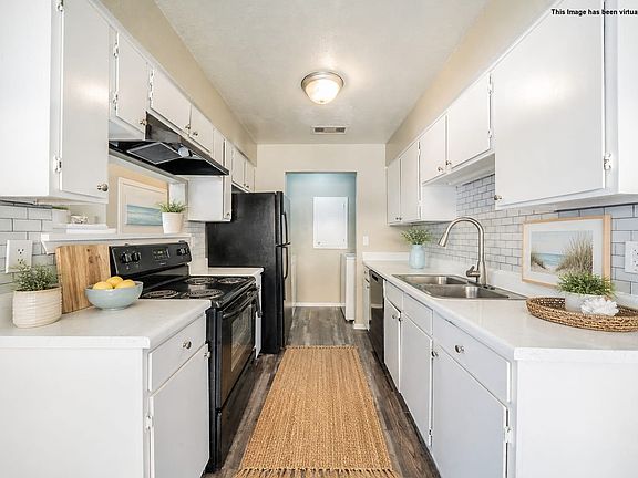 4th image of 1122 Millview Dr #1503